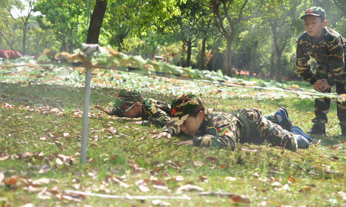 參加軍事營(yíng)帶你體驗(yàn)軍旅生活