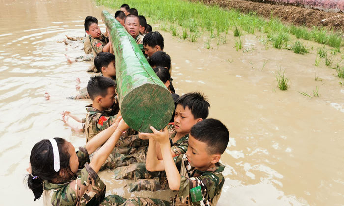 金華拓展夏令營費(fèi)用