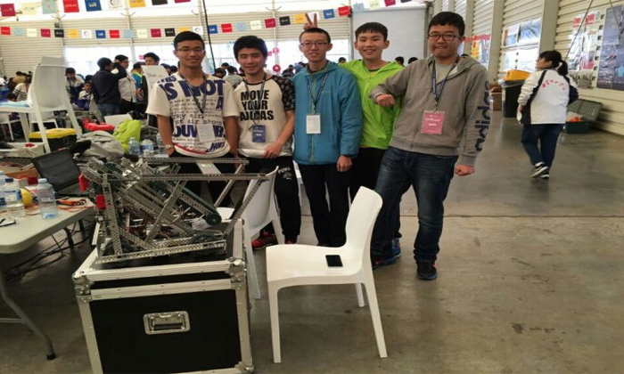 機(jī)器人夏令營