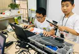 青少年參加機(jī)器人夏令營有哪些收獲？