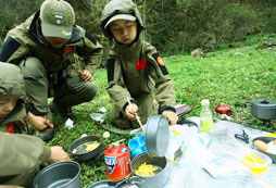 九江軍事夏令營讓孩子感受軍人生活！