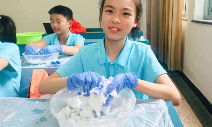 科學(xué)實(shí)驗(yàn)2