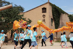 假日小隊新加坡MINI留學(xué)夏令營帶給孩子哪些成長？