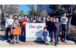 參加精銳教育游學(xué)與全國高考狀元陪你一起看世界