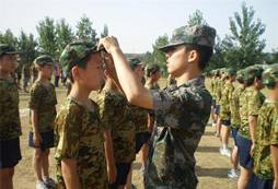 如何成為一個正規(guī)的軍人？