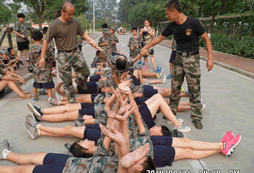 因?yàn)橄牧顮I變得更加堅(jiān)強(qiáng)