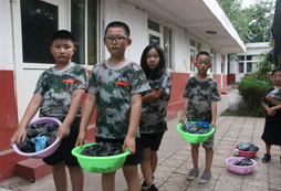 準(zhǔn)備洗衣服