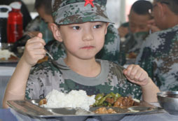 軍事將帥夏令營有哪些特色？