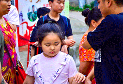 國內(nèi)軍事夏令營的收費(fèi)如何？