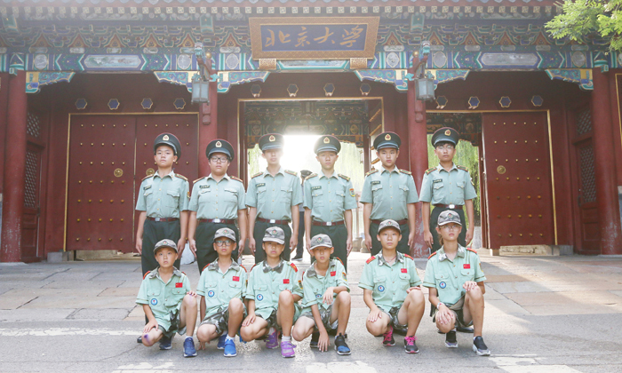 熱門軍事夏令營(yíng)