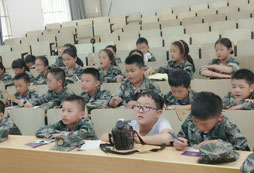 7天軍事夏令營一般收費(fèi)多少？