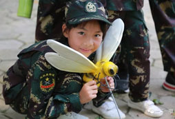 國內(nèi)有口碑較好的軍事夏令營嗎？