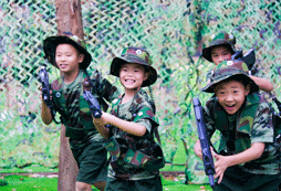 國內(nèi)軍事夏令營好不好？