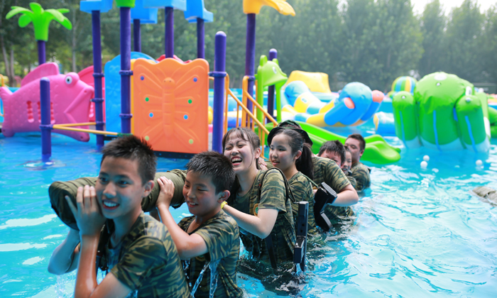 軍旅夏令營(yíng)