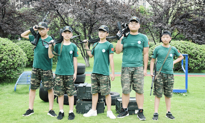 21天軍事夏令營(yíng)哪家靠譜