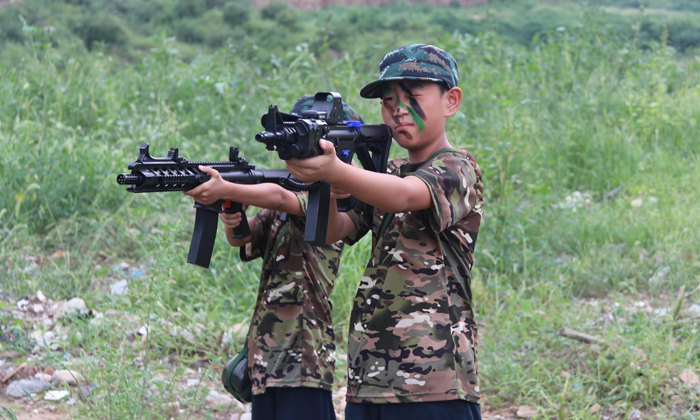 上海少年軍事訓(xùn)練營(yíng)