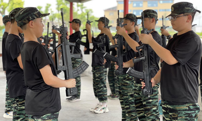 14天小學(xué)生軍事夏令營有哪些