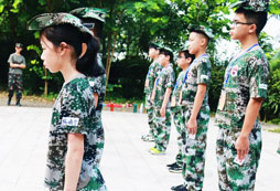 軍事夏令營好玩嗎？