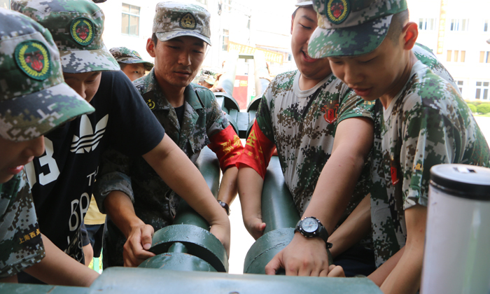 國(guó)防教育夏令營(yíng)就是軍訓(xùn)嗎