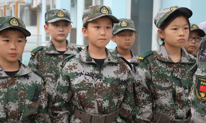 孩子參加軍事夏令營好嗎