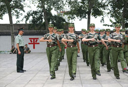 北京夏令營軍訓(xùn)活動(dòng)有什么內(nèi)容，八一軍旅告訴你
