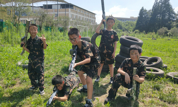 軍訓(xùn)夏令營(yíng)去哪里好