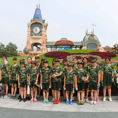 參加軍威特訓(xùn)給孩子一次軍事化的體驗(yàn)