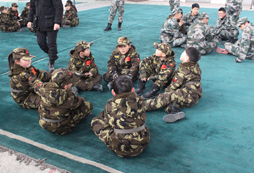 中學(xué)生軍事夏令營(yíng)讓孩子有了哪些改變