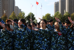伸出你的雙手讓我擁抱你的夢(mèng)