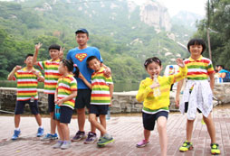 參加康定夏令營讓孩子接受濃重的軍營熏染