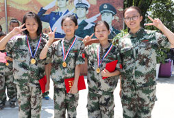 康定軍事夏令營(yíng)帶給孩子哪些收獲