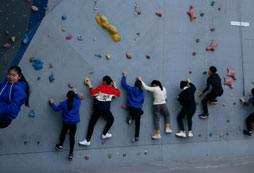 參加小學生科普夏令營幫孩子樹立學習目標！