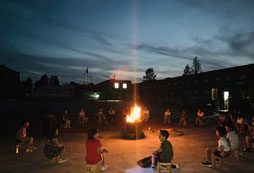 篝火晚會(huì)1
