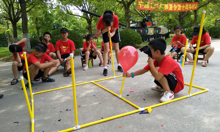 學(xué)員體驗(yàn)奇妙科技