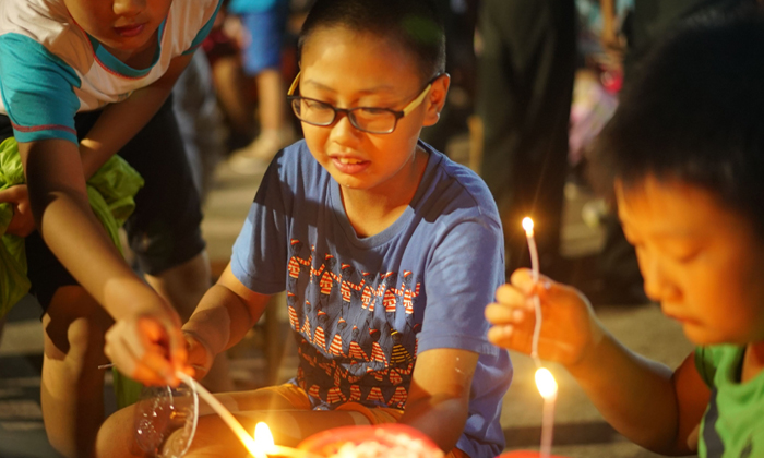 給小學員過生日
