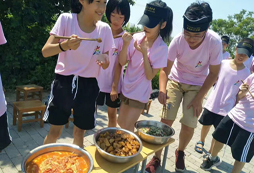 快樂(lè)121野外生存夏令營(yíng)提升孩子綜合素質(zhì)
