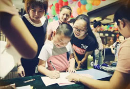 參加國學(xué)青少年經(jīng)典夏令營感受傳統(tǒng)文化魅力!
