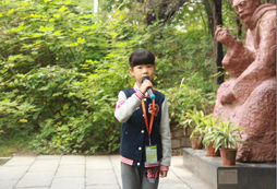 名師相伴的中小學(xué)生口才夏令營(yíng)！