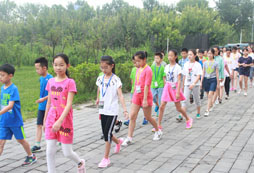 這個(gè)夏天演講夏令營(yíng)帶你尋找最棒的自己