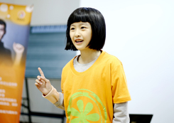 參加演講夏令營(yíng)全面提高青少年語(yǔ)言綜合能力
