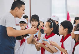  庫爾勒冬夏令營(yíng)是非常成熟的學(xué)生綜合實(shí)踐課程