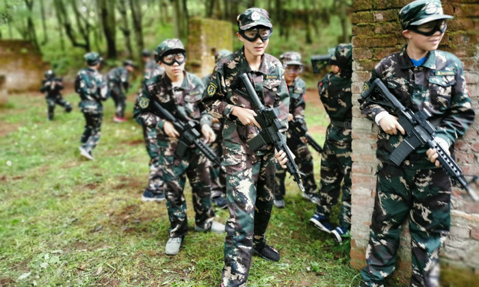 昆明小學生軍事夏令營