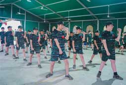 訓(xùn)練中的學(xué)員們