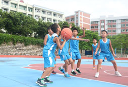 國內(nèi)暑期有哪些青少年籃球夏令營？