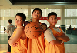 北京有適合7-14歲孩子參加的籃球夏令營(yíng)嗎？