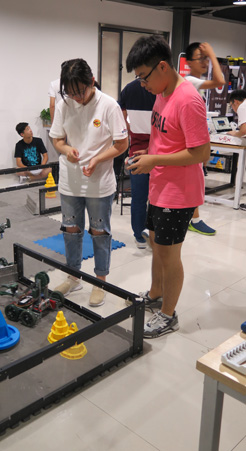 學習機器人的制作