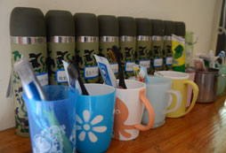 整齊的洗漱用品