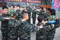參加廣西百色市軍事夏令營安全嗎?
