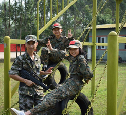 不僅是軍營更是一個(gè)快樂滿愛的家