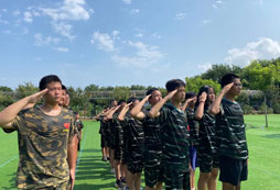 烈火雷霆夏令營(yíng)課程特色